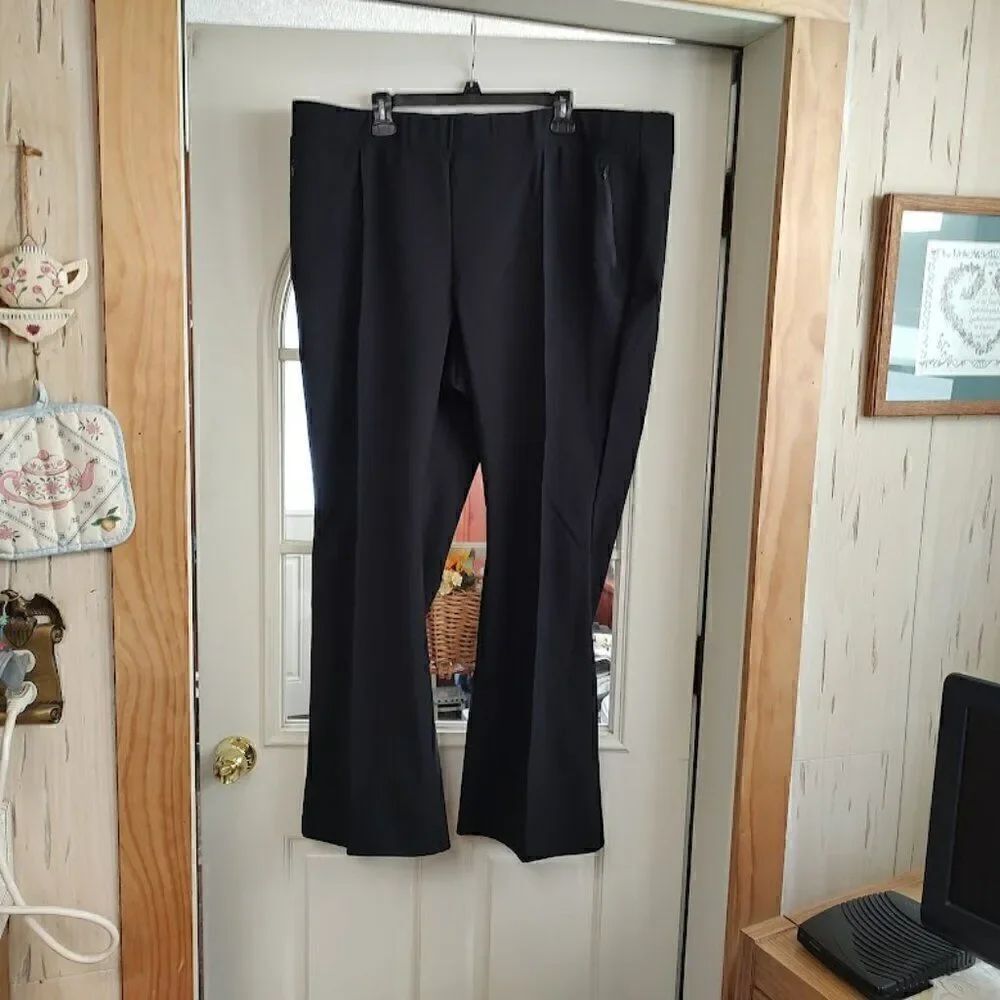 New Lane Bryant Black On The Go Pull On Mid Rise Boot Cut Pants Size Women's 26